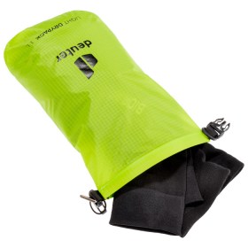 deuter-light-drypack-1-stuff-sack-detail-2